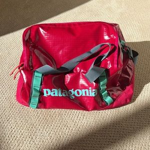 Patagonia blackhole duffel 45L